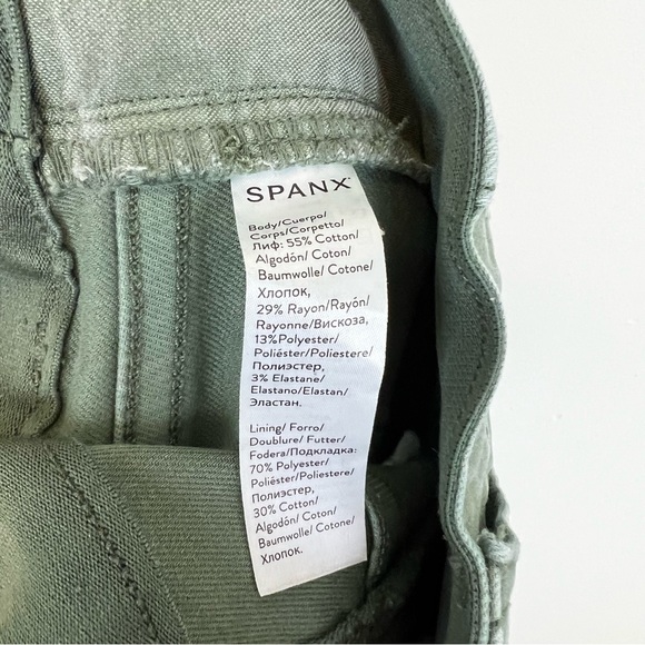 Spanx Stretch Twill Ankle Cargo Pant in Sage - Picture 4 of 8